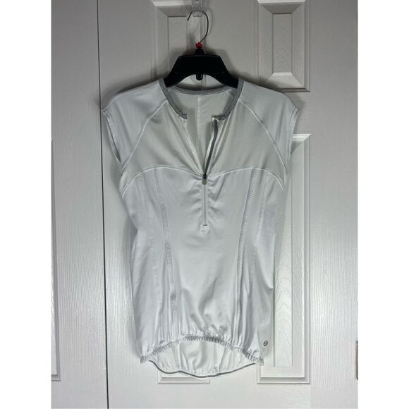Lululemon Womens White Reflective Gear Top Size 4 - Picture 1 of 3